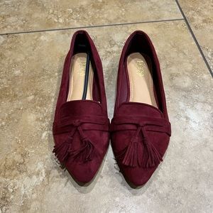 Red flats by Refresh size 8